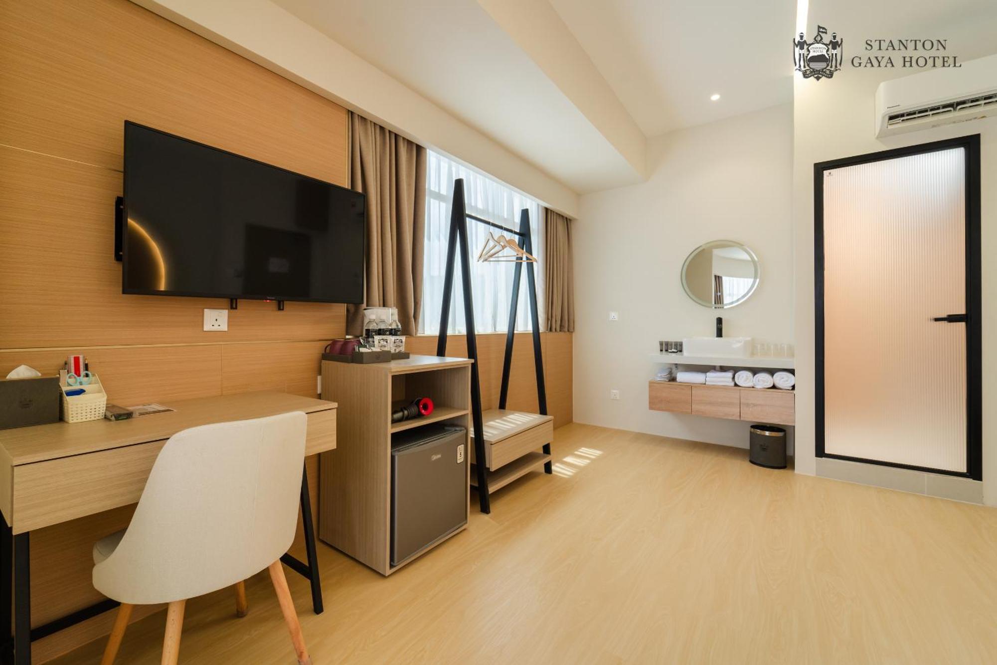 Stanton Gaya Hotel Kota Kinabalu Esterno foto