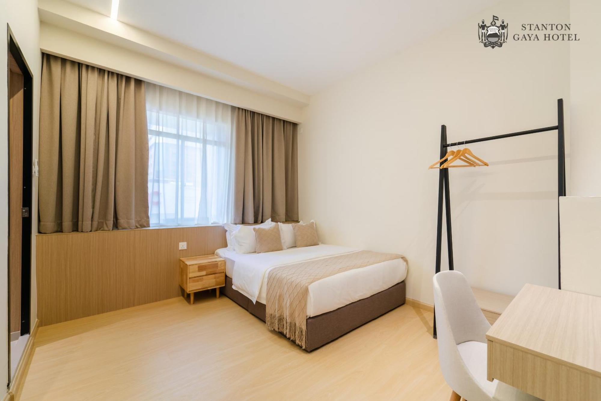 Stanton Gaya Hotel Kota Kinabalu Esterno foto